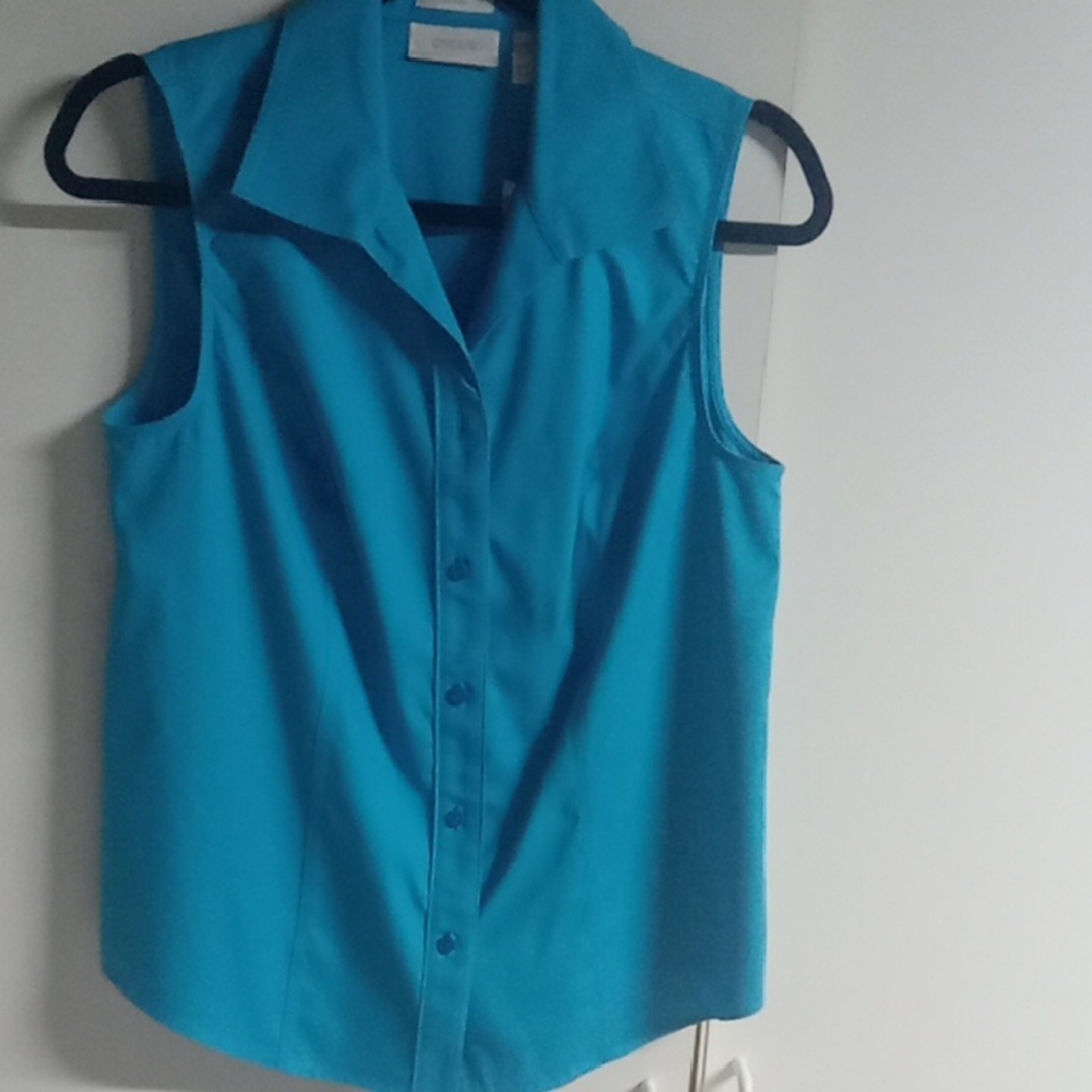 Sleeveless Blue Button-Up Women's Top